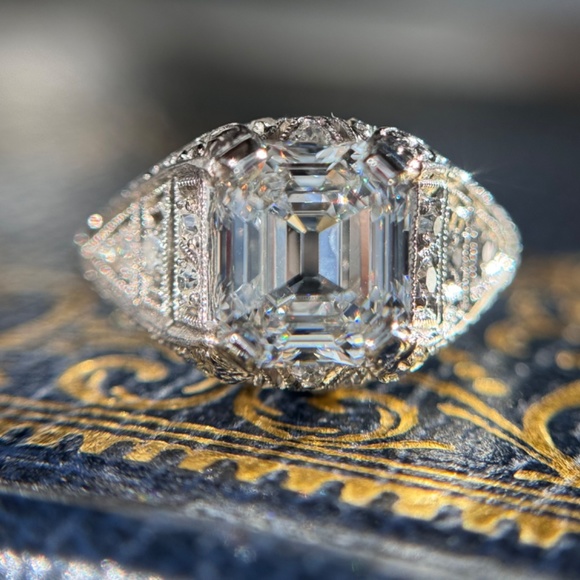 Antique Platinum Emerald Cut Diamond 2.91 ctw Engagement Ring IGI Certified - Picture 8 of 17
